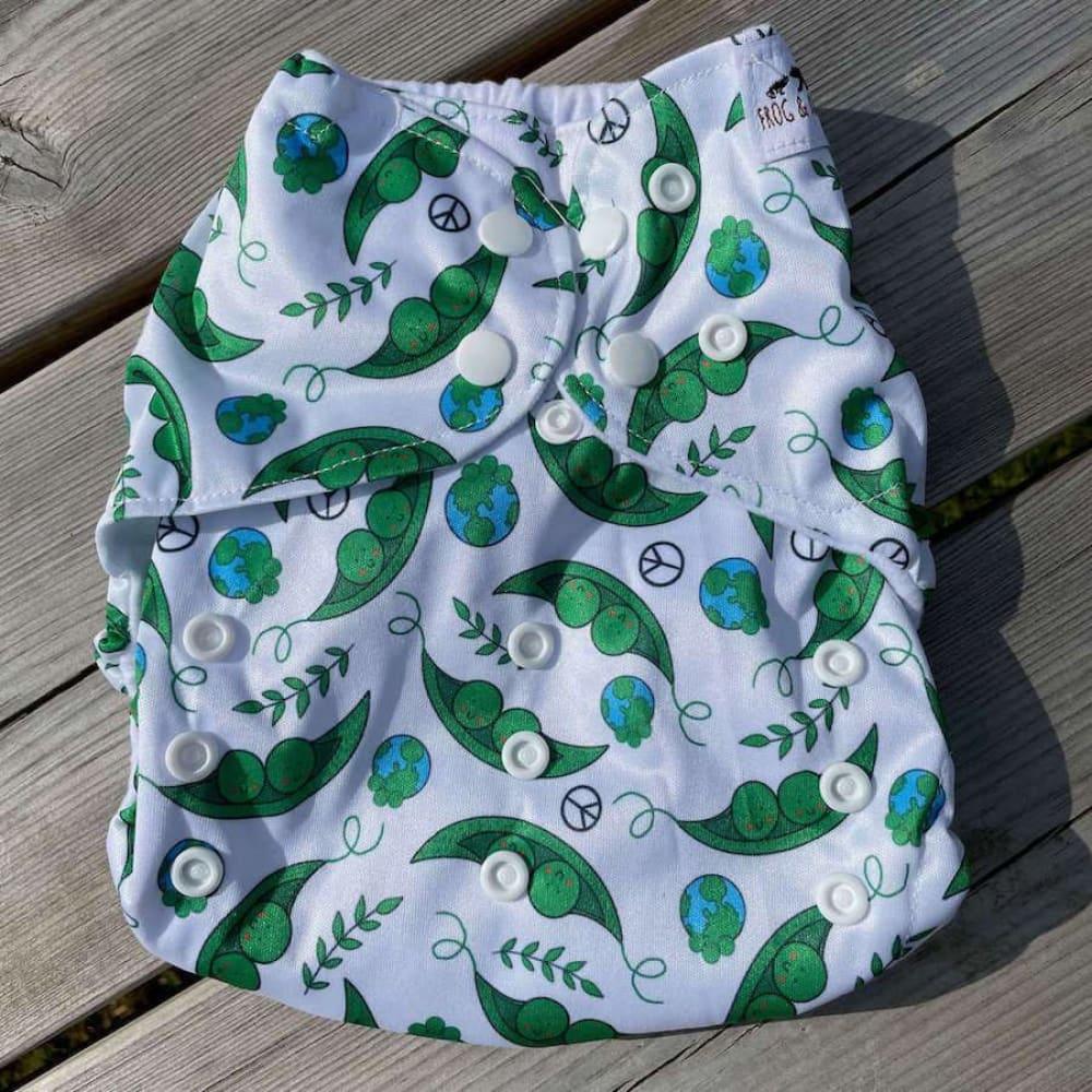 Frog and Bear - XL pocket nappy - Peas On Earth